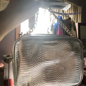 V.S. Crossbody/handbag